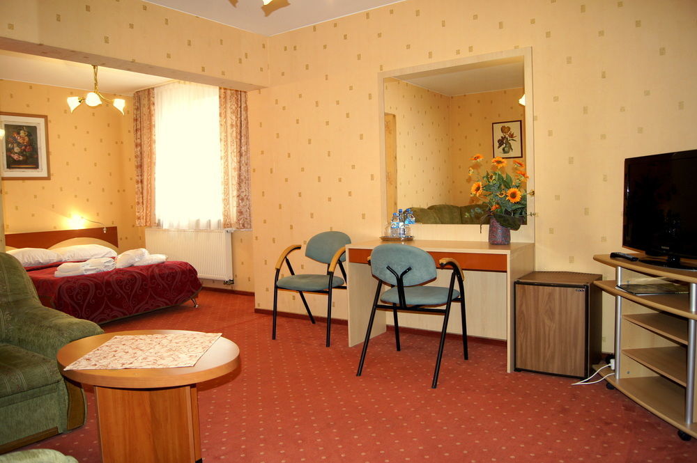 Pod Lipami Otel Bystra  Dış mekan fotoğraf